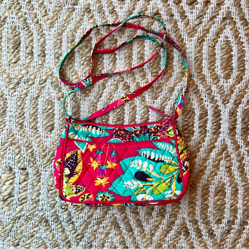 Vera Bradley Rumba Print Floral Little Hipster Crossbody Bag Purse Red Green OS - Picture 2 of 6